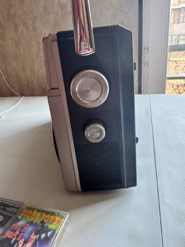 Магнитофон National Panasonic RX-5010 T с кассетами 3