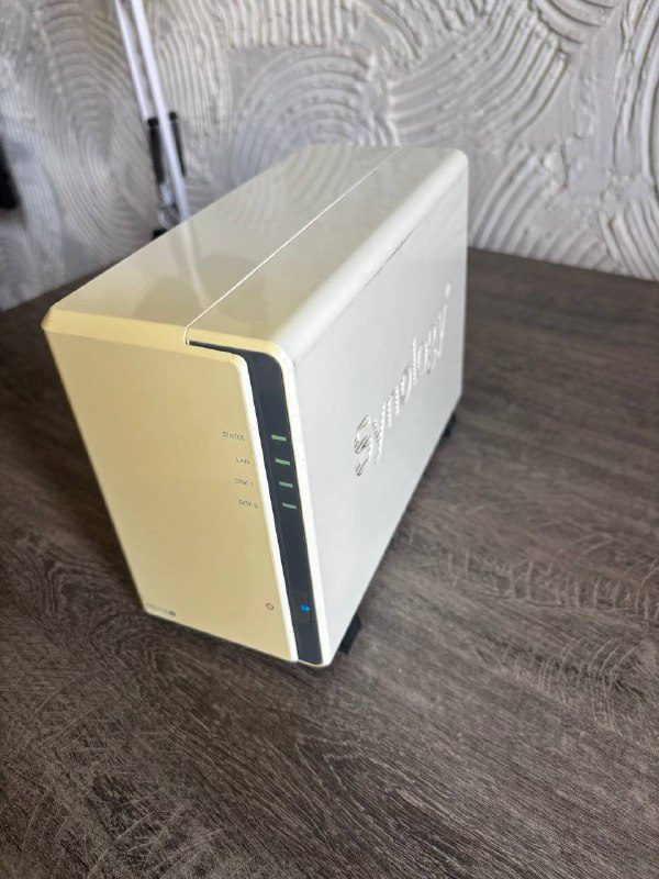 NAS Synology Disk Station DS218j с 2 дисками 3000Gb 2