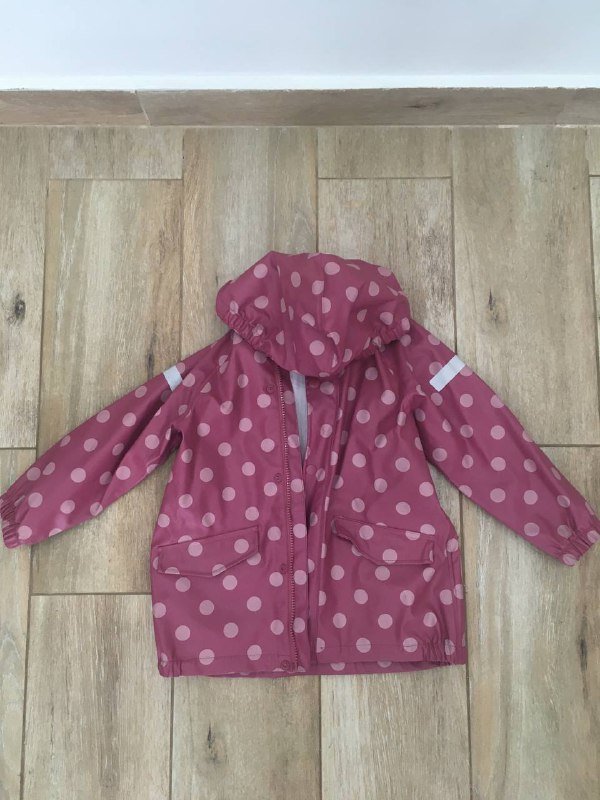 Детская непромокаемая куртка H&M 110/116