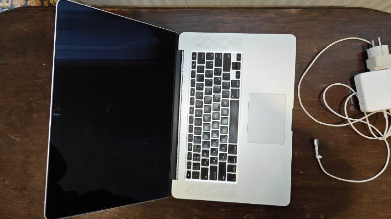 MacBook Pro 15 Mid 2015 Retina A1398 Intel Core i7 16GB RAM 500GB 2