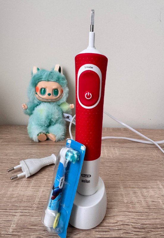 Электрическая зубная щетка Oral-B Braun