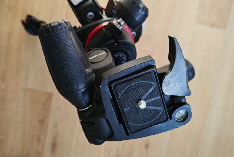 Штатив Manfrotto MK190X3-3W1 с 3D головкой для фотокамеры