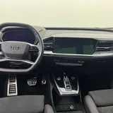 Audi Q5 e-tron 4