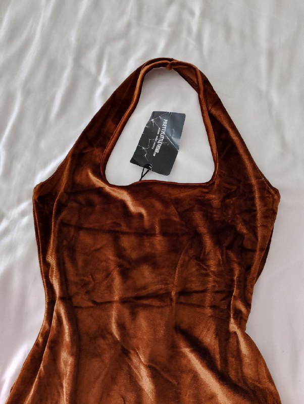 Новое бархатное платье от pretty little thing 2