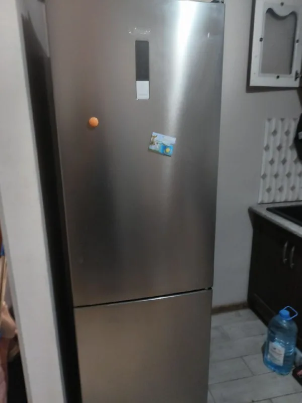 Холодильник Midea на запчасти 1