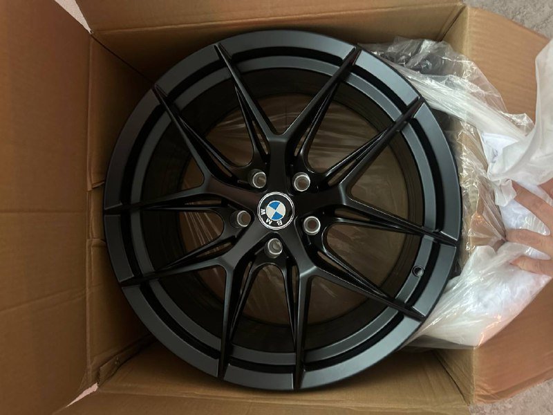 Диски от F30 19 радиус комплект