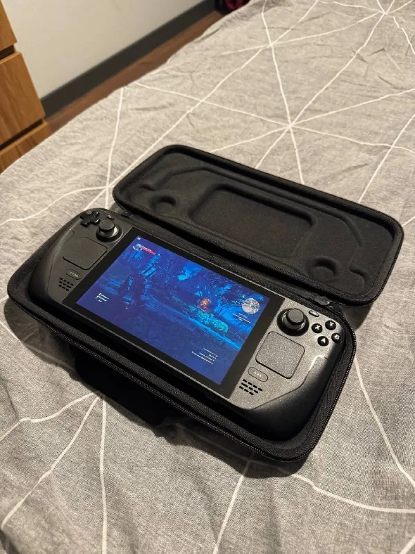 Steam Deck LCD 256GB, MicroSD 128GB 1