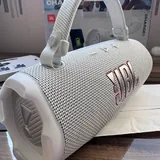 iPad Air 6, JBL Charge 6, iPhone 12 mini 1