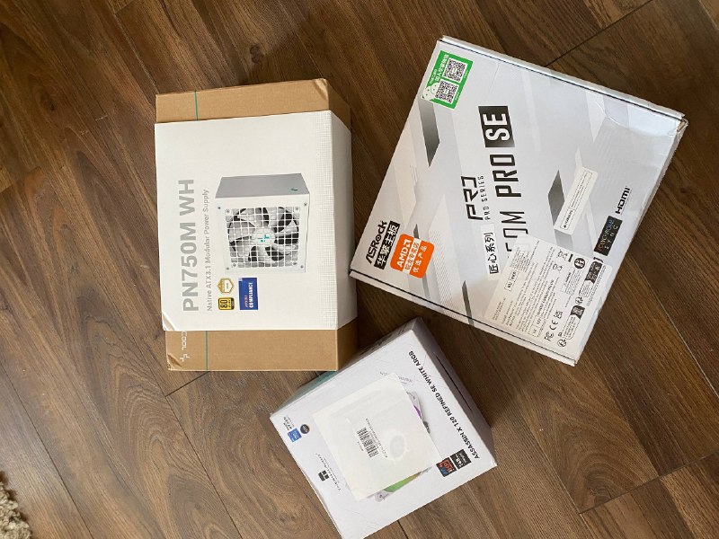 ПК белой сборки Ryzen 5 5600 32ГБ 1660 ti 2