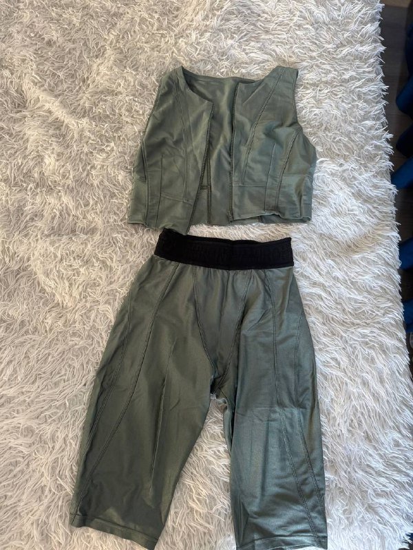 Женская одежда: платья, костюмы, лосины, шляпы, комбез, майка 9