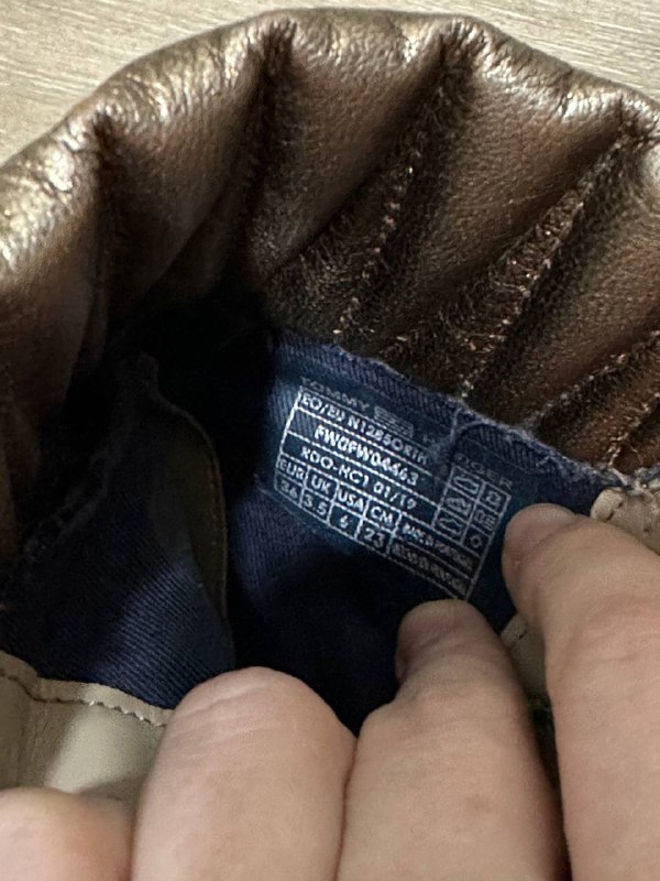 Ботиночки Tommy Hilfiger из натуральной замши 36 р 3