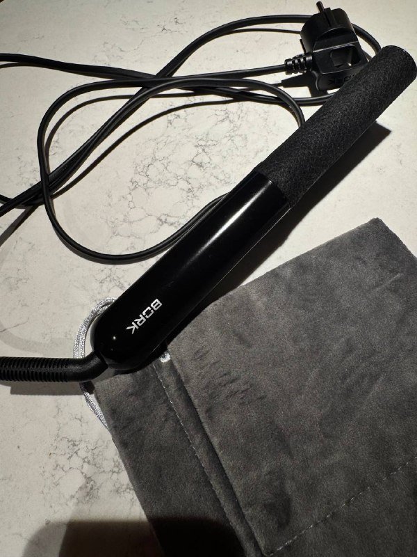 Выпрямитель-стайлер BORK с чехлом 3