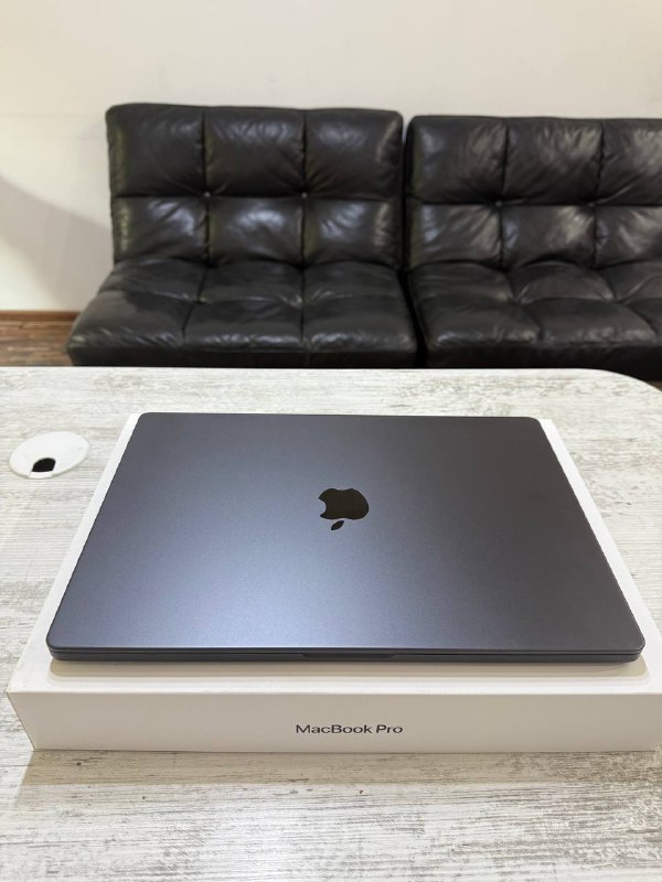 MacBook Pro 16" M4 Pro 24GB 512GB Space Black Nano Texture 5
