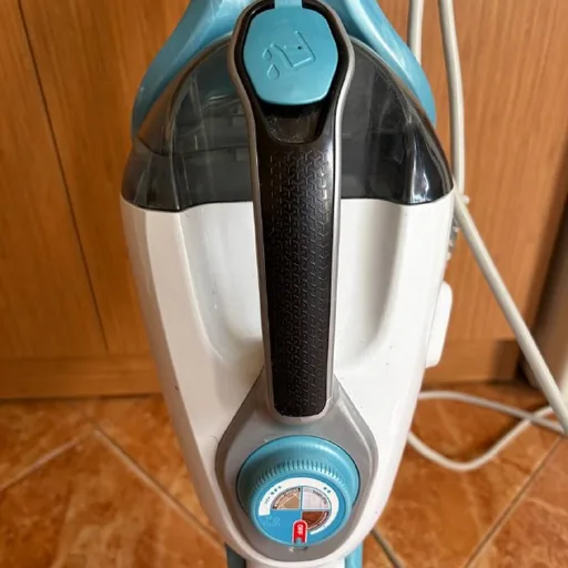 Паровая швабра Black+Decker Steam-Mop SteaMitt