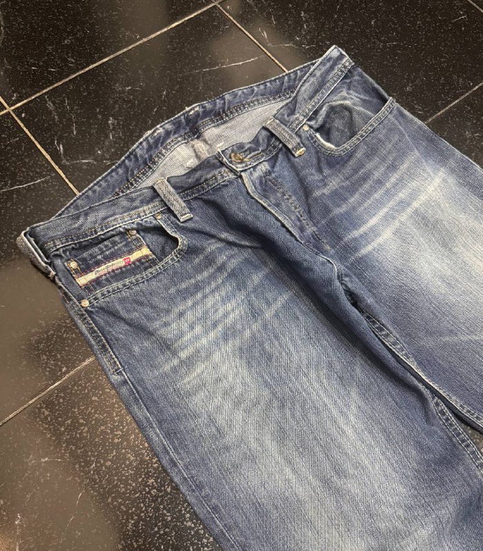 Джинсы Diesel в стиле Butcut 6