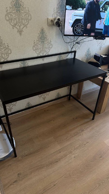 Удобный стул, металлический компьютерный стол 3