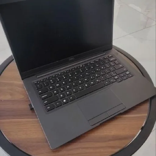 Ноутбук Dell 7300