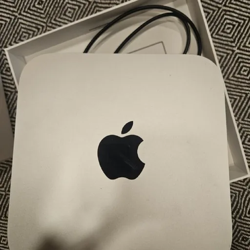 Mac mini с чипом M2