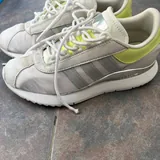 Кроссовки Adidas 2