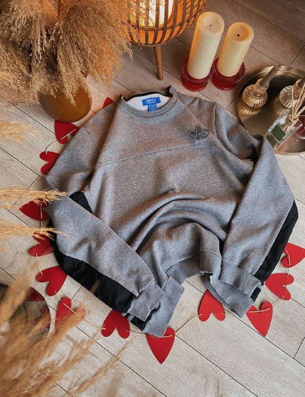 Нейлоновые штаны, белый свитшот, серый свитшот Adidas Originals 3