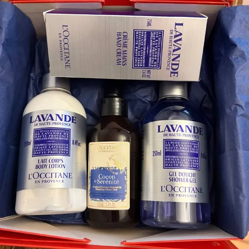 L’Occitane-ის სასაჩუქრე ნაკრები