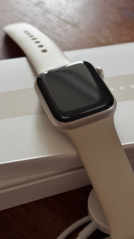 Apple Watch SE gen 2 40 mm 3