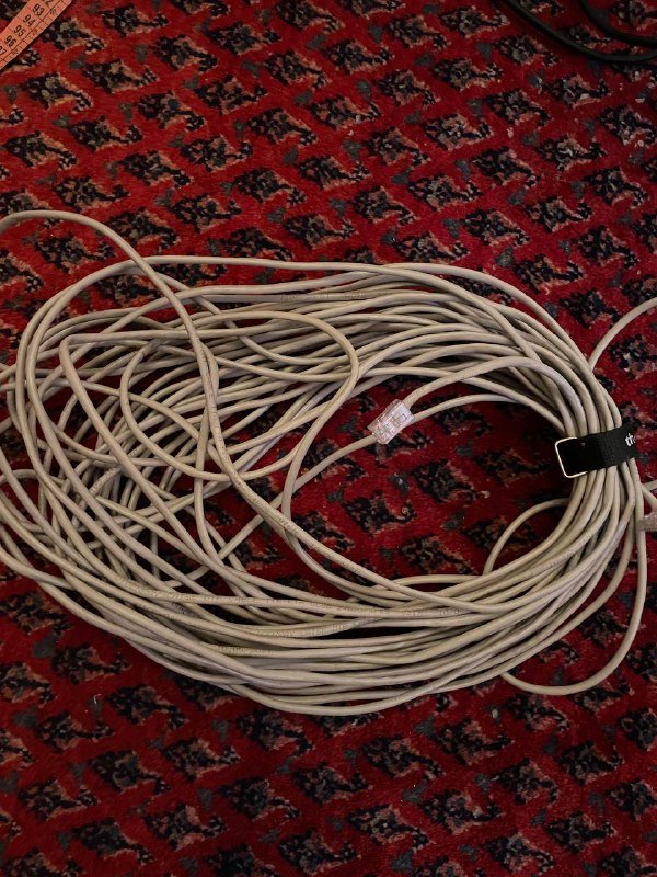 Микрофоны Hollyland Lark M1, XLR провода, роутер Asus, кабель Ethernet, USB hub, кейс для наушников 5