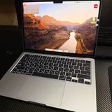 MacBook Air 13 M4 16/256 GB 3