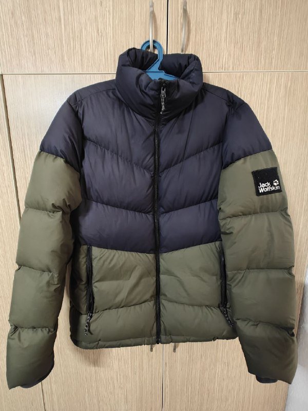 Мужская зимняя пуховая куртка Jack Wolfskin, размер M