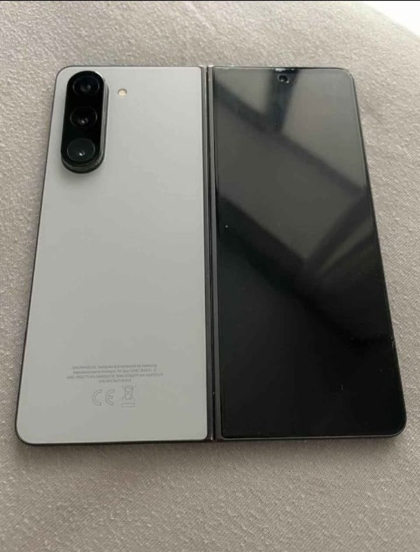Samsung Z Fold 5, 512GB, серый матовый цвет, чехлы в комплекте