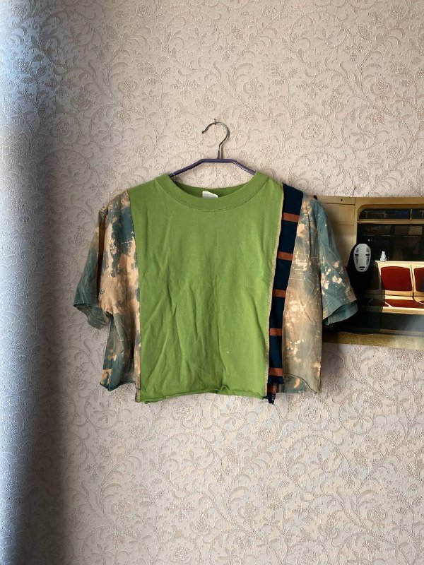 Джинсовка, кофточка, парные футболки, юбка теннисная, боди, хиппи накидка, свитер, шелковая рубашка 3