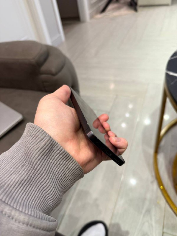 MacBook Air m4 2025 года, Samsung s24 128GB, Apple Magic Keyboard 7