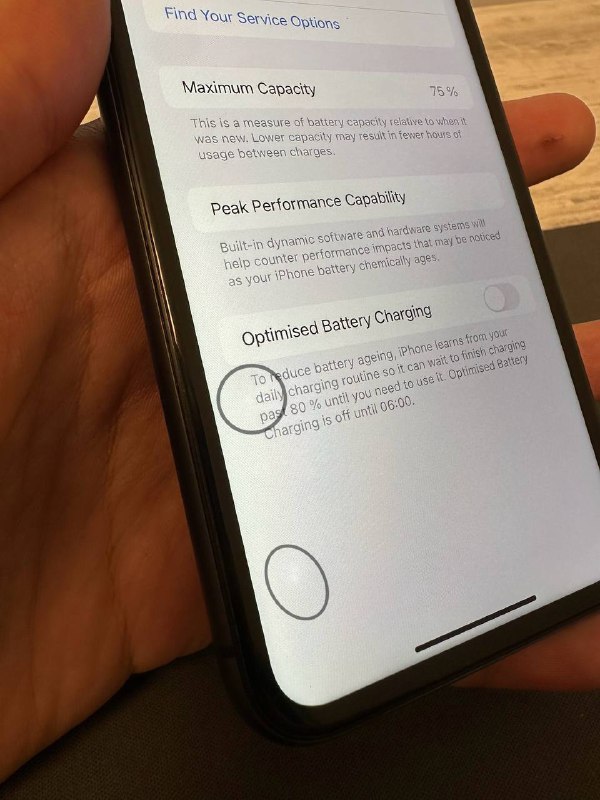 iPhone 11 128GB Black 8
