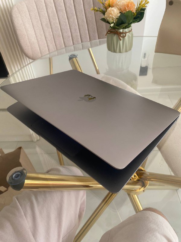 MacBook Air 13.3 дюйма M1