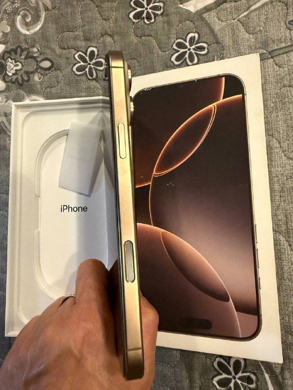 Айфон 16 про макс 256 ГБ 5