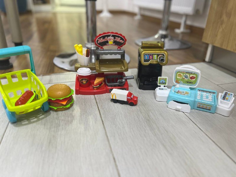 Хот Вилс большой трасса лифт, скорая помощь, монстр трак, бургер кафе, игрушки 7