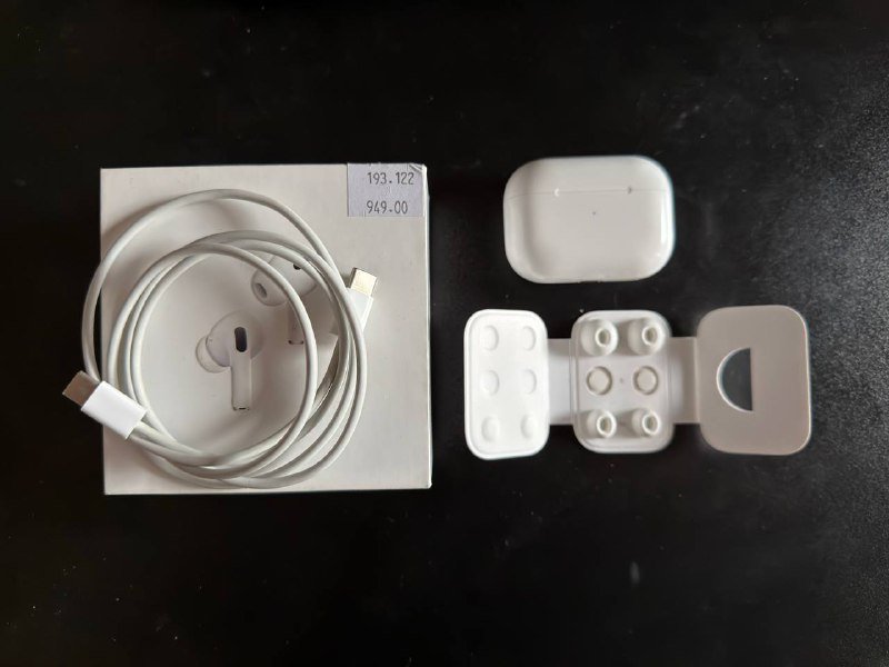 Airpods pro 2 (USB-c) почти полный комплект