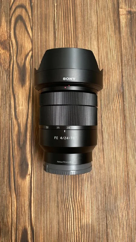 Объектив Sony FE 24-70 F4 ZEISS 1