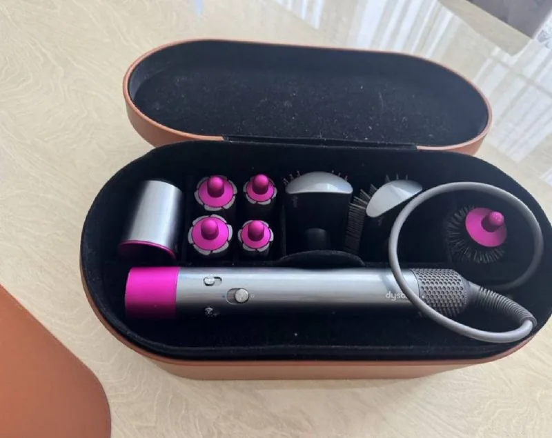 Фен-стайлер Dyson