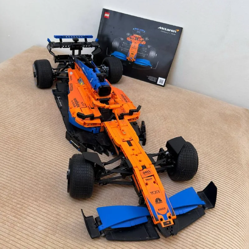 Lego Technic McLaren Formula 1 Race Car 1