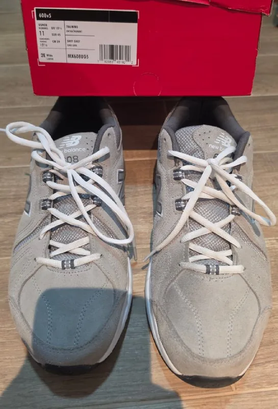 Кроссовки New Balance 608 v5 1