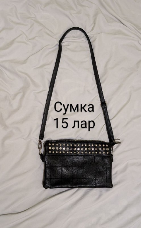 кардиган, топ рубашка, наушники проводные, юбка с карманами, шапка, сумка, лоферы, блузка, штаны 6