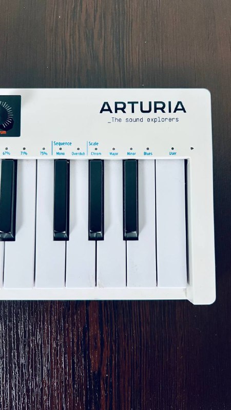MIDI-клавиатура Arturia KeyStep 37 2