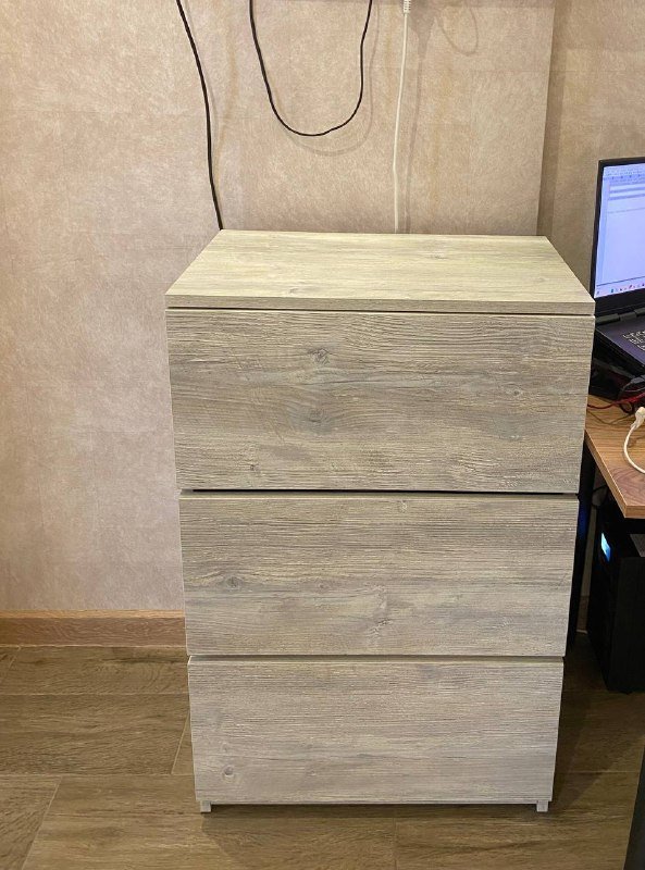 Комод с 3 глубокими ящиками