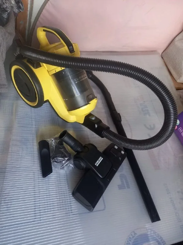 Пылесос Karcher, шторы блэкаут, кеды Converse 1