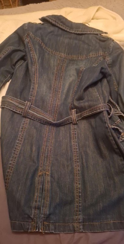 Женское пальто и костюм размер L 2