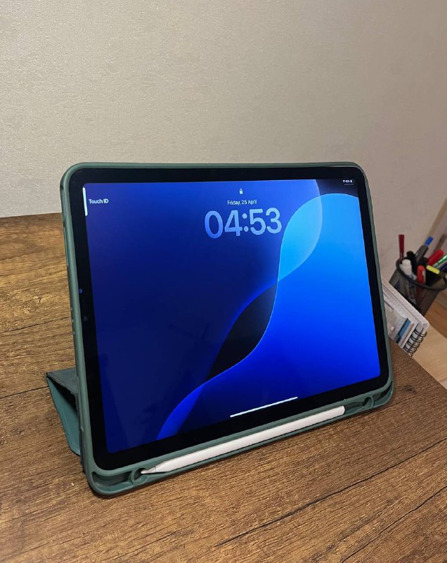 Apple iPad Air 5 64GB Purple + Apple Pencil 4