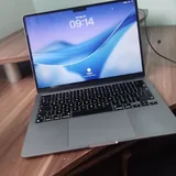 Macbook Air M2 13.6 2