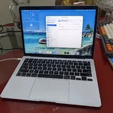 MacBook Air M1 8/256 1