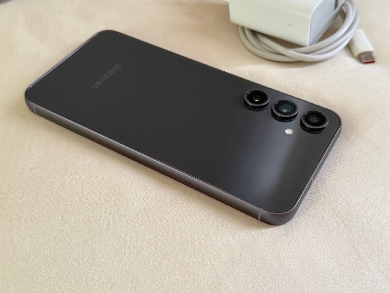 Samsung Galaxy S23 FE 256 GB 2